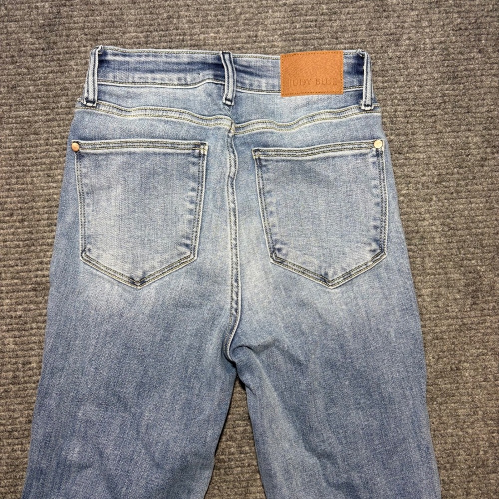 Judy Blue High Rise Flare‎ Jeans Light Wash Raw Hem Front Seam Size 0/24 - Picture 5 of 8